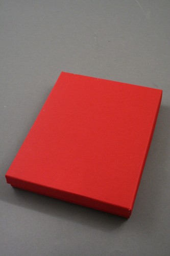 Red Cardboard Giftbox with Black Velvet Inner. Size approx 14cm x 18cm x 2.6cm.